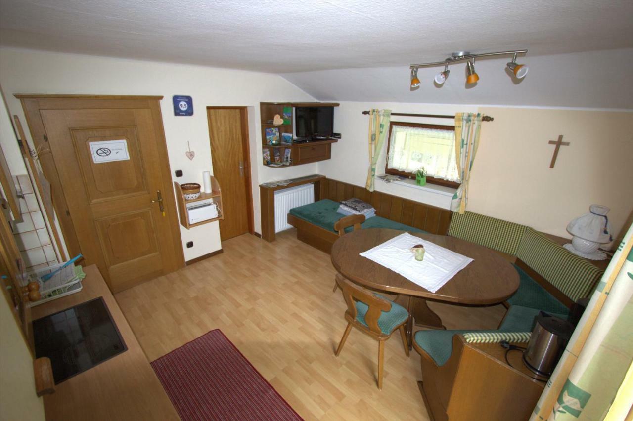 Hausmenneweger Apartment Annaberg im Lammertal Exterior foto